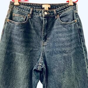 H&M Women's Straight Leg Medium Wash Jeans High Rise